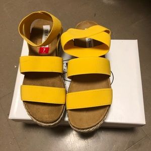 Steve Madden Kimmie Sandals